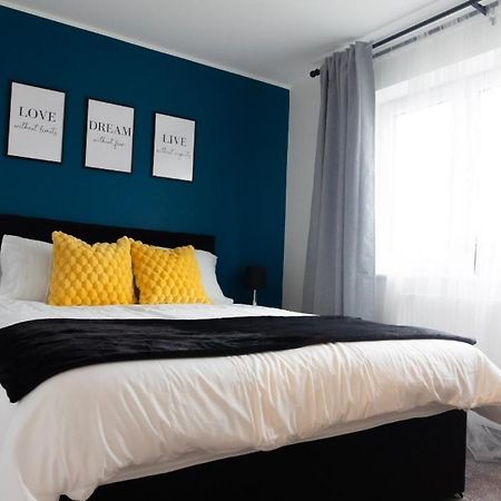 Villa Stylish House With Private Parking Glasgow Esterno foto