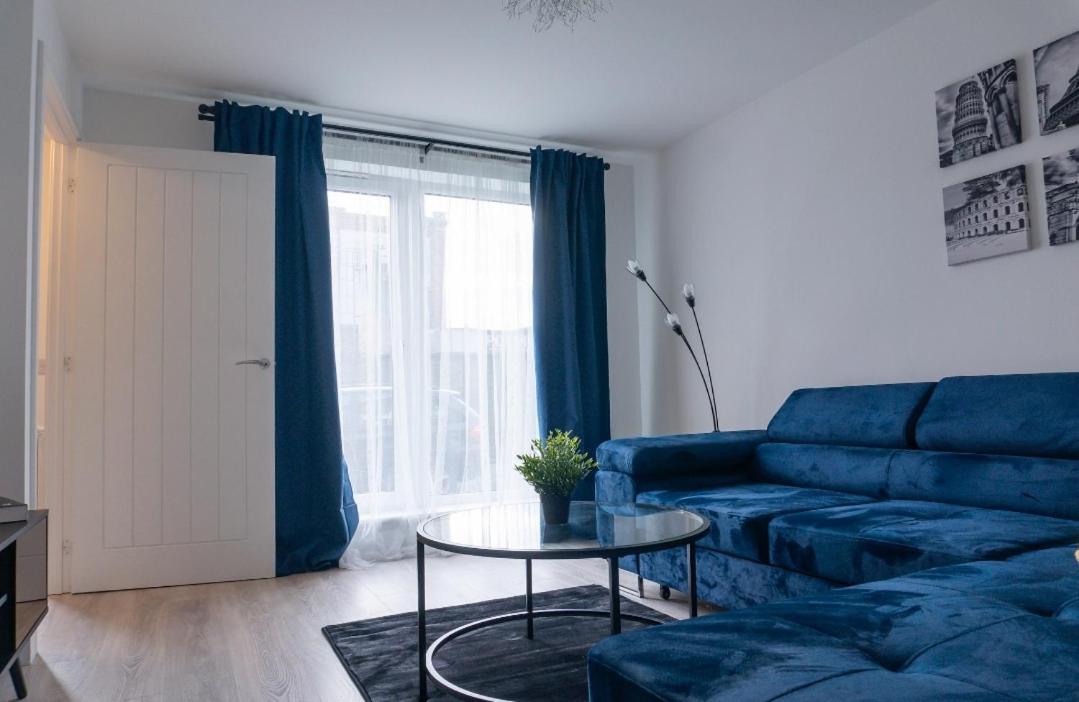 Villa Stylish House With Private Parking Glasgow Esterno foto